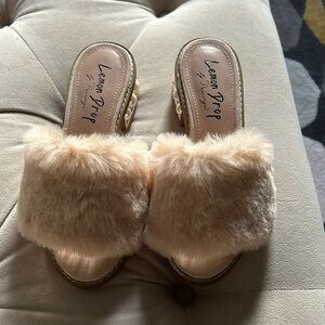 Lemon Drop Fur & Pearl Slides 7